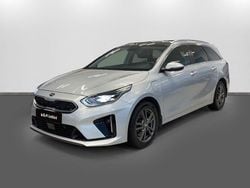 Grå Begagnad 2020 Kia Ceed Plus Halvkombi | 239 900 kr (Lite dyr)