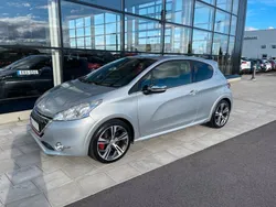 Ljusgrå Begagnad 2013 Peugeot 208 GTi Halvkombi | 89 900 kr (Marknadspris)