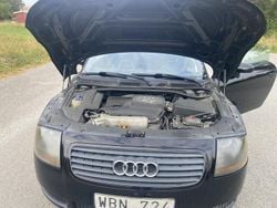 Svart Begagnad 2000 Audi TT Sportkupé | 40 000 kr (Marknadspris)