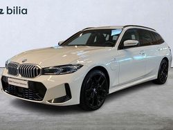 Vit Begagnad 2025 BMW 330e Comfort Edition Kombi | 549 000 kr (Dyr)