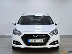 Vit Begagnad 2016 Hyundai i40 Comfort Kombi | 132 900 kr (Bra pris)