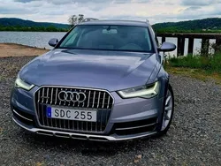Grå Begagnad 2018 Audi A6 Allroad Ambition Kombi | 233 000 kr (Marknadspris)
