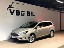 Grå Begagnad 2015 Ford Focus Titanium Kombi | 89 000 kr (Lite dyr)