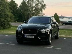 Svart Begagnad 2017 Jaguar F-Pace SUV | 228 500 kr (Marknadspris)