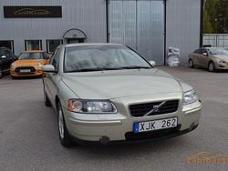 Ljusbrun (brun) Begagnad 2006 Volvo S60 Sedan | 43 900 kr (Marknadspris)