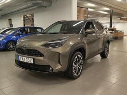 Grön Begagnad 2024 Toyota Yaris Cross Style SUV | 363 900 kr (Dyr)