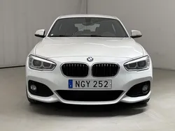 Vit Begagnad 2016 BMW 118 M Sport Halvkombi | 173 000 kr (Marknadspris)