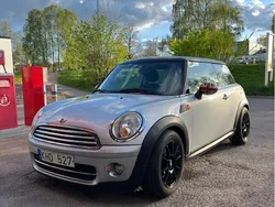 Grå Begagnad 2010 Mini Cooper D Halvkombi | 57 500 kr (Marknadspris)