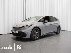 Ljusgrå (vapor grey) Begagnad 2022 Cupra Born Halvkombi | 249 500 kr (Marknadspris)