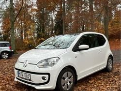 Vit Begagnad 2012 VW up! high up! Halvkombi | 49 800 kr (Bra pris)