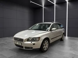 Ljusgrå Begagnad 2004 Volvo V50 Kombi | 24 900 kr (Dyr)