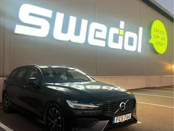 Grå Begagnad 2020 Volvo V60 Momentum Kombi | 195 000 kr (Bra pris)
