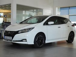 Vit Begagnad 2023 Nissan Leaf N-Connecta Halvkombi | 208 800 kr (Marknadspris)