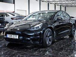 Svart Begagnad 2022 Tesla Model 3 Long Range AWD Sedan | 309 900 kr (Bra pris)