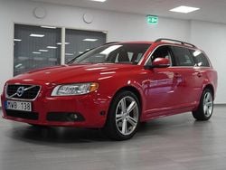 Röd Begagnad 2012 Volvo V70 Momentum Kombi | 125 800 kr (Lite dyr)