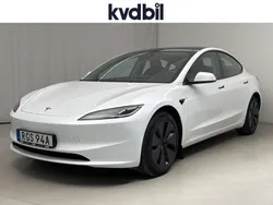 Vit (vit metallic) Begagnad 2024 Tesla Model 3 Sedan | 374 900 kr