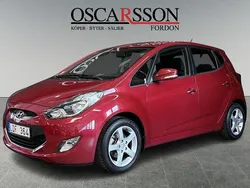Mörkröd (röd) Begagnad 2011 Hyundai ix20 Minibuss | 104 900 kr (Marknadspris)