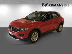 Röd Begagnad 2020 VW T-Roc SUV | 184 000 kr (Marknadspris)