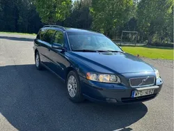Blå Begagnad 2005 Volvo V70 Kinetic Kombi | 37 000 kr (Marknadspris)