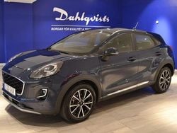 Blå Begagnad 2022 Ford Puma Gen-E SUV | 209 000 kr (Marknadspris)