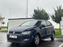 Blå Begagnad 2012 VW Polo Halvkombi | 45 000 kr (Marknadspris)