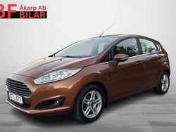 Brun Begagnad 2015 Ford Fiesta Titanium Halvkombi | 69 500 kr (Marknadspris)