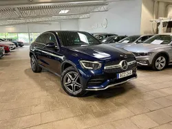 Mörkblå Begagnad 2021 Mercedes GLC300e AMG line Sportkupé | 409 000 kr (Superpris)