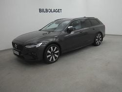 Grå Begagnad 2025 Volvo V90 Plus Kombi | 519 800 kr (Marknadspris)