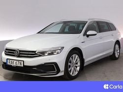 Vit Begagnad 2023 VW Passat Executive Kombi | 339 900 kr (Marknadspris)