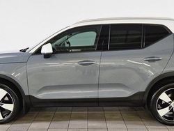 Grå Begagnad 2021 Volvo XC40 Momentum SUV | 340 000 kr (Lite dyr)
