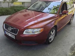 Röd Begagnad 2011 Volvo V70 Drive Kinetic Kombi | 48 000 kr (Superpris)