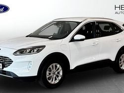 Frozen white Begagnad 2022 Ford Kuga Titanium SUV | 269 900 kr (Marknadspris)
