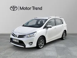 Vit Begagnad 2013 Toyota Verso Minibuss | 129 500 kr (Marknadspris)