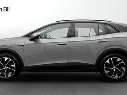 Grå (moonstone grey) Begagnad 2023 VW ID.4 Comfortline SUV | 369 900 kr (Superpris)