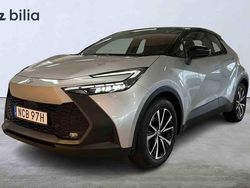 Silver Begagnad 2025 Toyota C-HR SUV | 419 900 kr