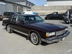 Mörkröd Begagnad 1989 Chevrolet Caprice LS Sedan | 199 000 kr