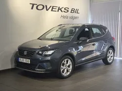 Mörkgrå (magnetic tech metallic) Begagnad 2023 Seat Arona FR SUV | 229 900 kr (Dyr)