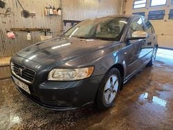 Blå Begagnad 2009 Volvo S40 Momentum Sedan | 59 900 kr (Marknadspris)