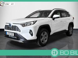 Vit Begagnad 2022 Toyota RAV4 Active SUV | 344 900 kr