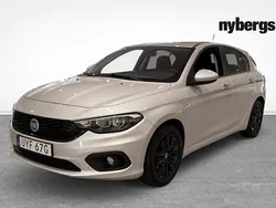 Silver Begagnad 2019 Fiat Tipo Halvkombi | 129 000 kr (Marknadspris)