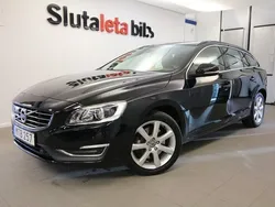 Svart Begagnad 2015 Volvo V60 Kombi | 209 900 kr (Lite dyr)