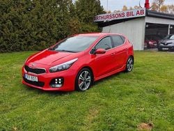 Röd Begagnad 2016 Kia Ceed GT-Line Halvkombi | 113 800 kr (Marknadspris)