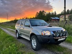 Silver Begagnad 2004 Nissan Navara Pickup | 62 000 kr
