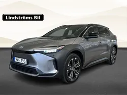 Silver Begagnad 2022 Toyota bZ4X Executive SUV | 399 900 kr (Marknadspris)