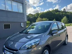 Grå Begagnad 2013 Renault Grand Scénic III Minibuss | 69 000 kr (Marknadspris)