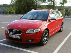 Röd Begagnad 2012 Volvo V50 Momentum Kombi | 79 000 kr (Lite dyr)