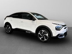 Vit Begagnad 2024 Citroën C4 Shine Halvkombi | 229 900 kr (Marknadspris)