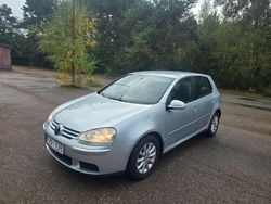 Silver Begagnad 2007 VW Golf V Trendline Halvkombi | 39 900 kr (Marknadspris)