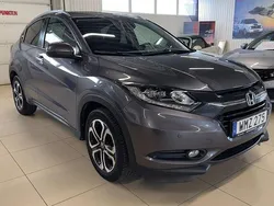 Ljusgrå Begagnad 2018 Honda HR-V Executive SUV | 179 900 kr (Marknadspris)