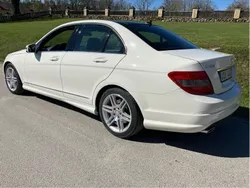 Vit Begagnad 2010 Mercedes C180 AMG Sedan | 69 000 kr (Bra pris)